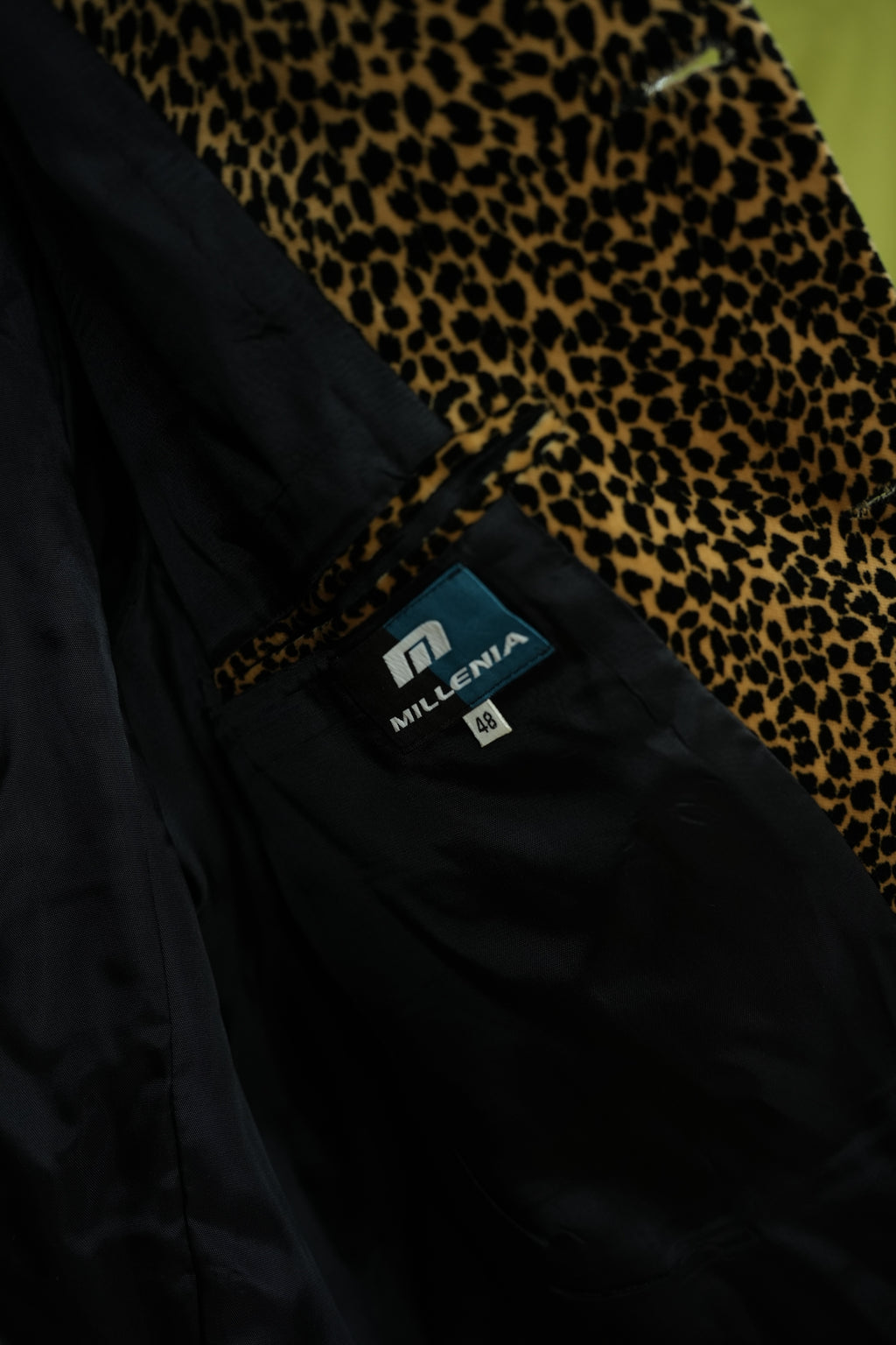 1990s MILLENIA Leopard Patterned Velour Tailored Jacket