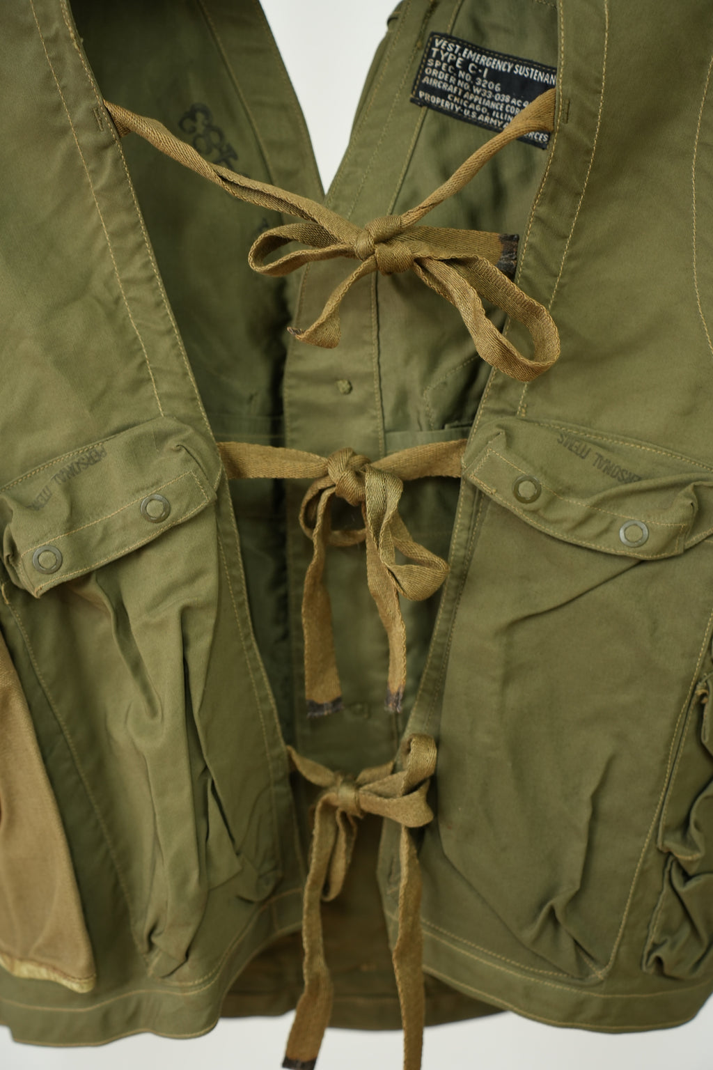 1940s USAF C-1 Vest