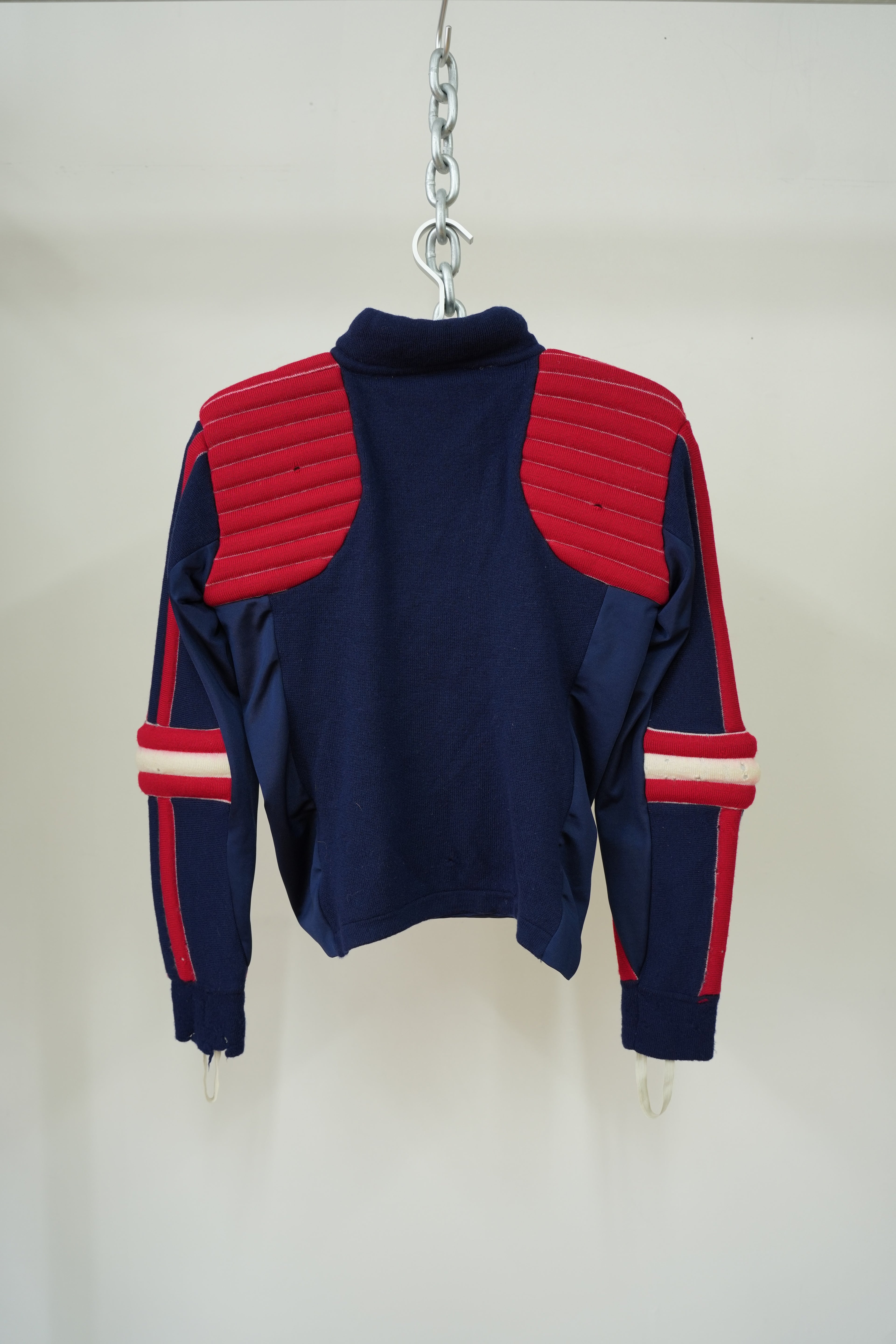 1970s three-dimensional knitting ski sweater
